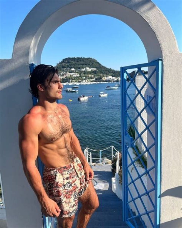 Chris Joe Height, Weight, Net Worth, Age, Birthday, Wikipedia, Who, Instagram, Biography