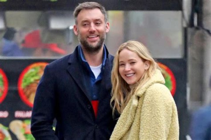 
Cooke Maroney Net Worth – How Did He Gain His Wealth? 