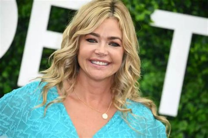 
Denise Richards Shares What Led Her to Divorce Charlie Sheen While 6 Months Pregnant 