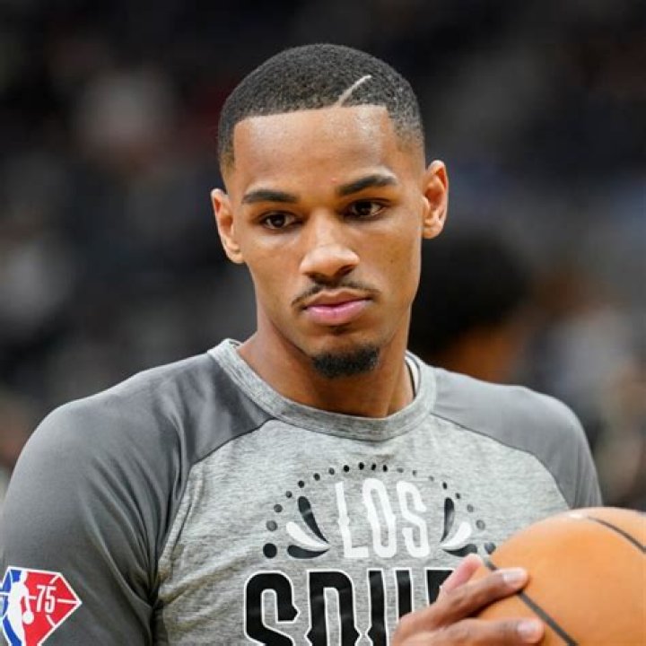 
Did Dejounte Murray Have A Rough Childhood? Past Affilliation With Gang & Background Explored 