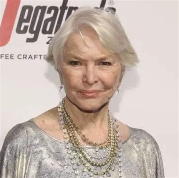 Katherine Sneed Height, Weight, Net Worth, Age, Birthday, Wikipedia, Who, Nationality, Biography