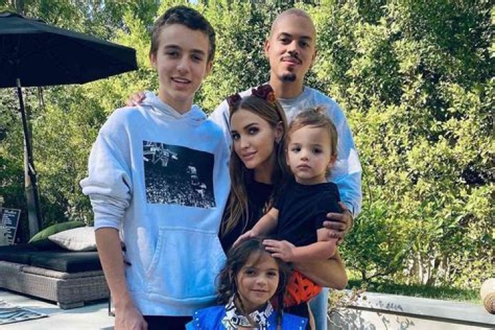 Nikki Dinki Husband Evan Siegert and Three Children