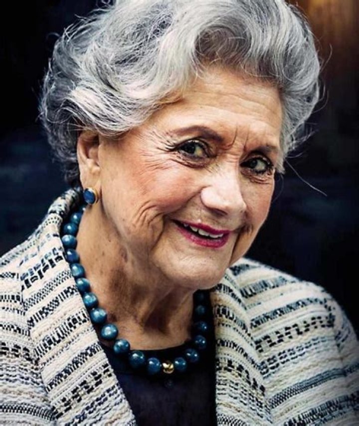 Queta Ariel Height, Weight, Net Worth, Age, Birthday, Wikipedia, Who, Instagram, Biography